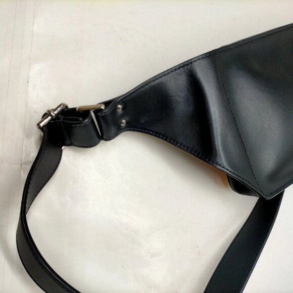 Valentino Garavani Waist Pouch Black PVC mon582-102525 - Picture 8 of 16
